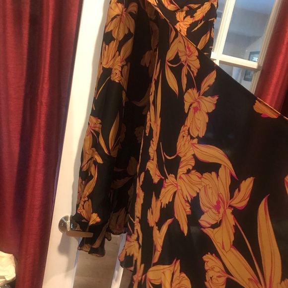 ALC silk skirt - Picture 3 of 8